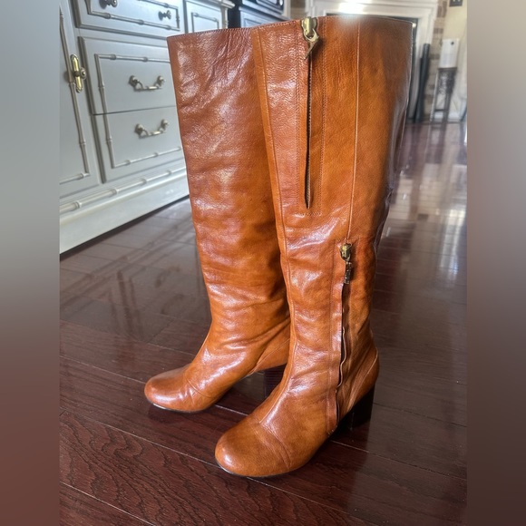 Vince Camuto Leather Boots - Picture 3 of 7